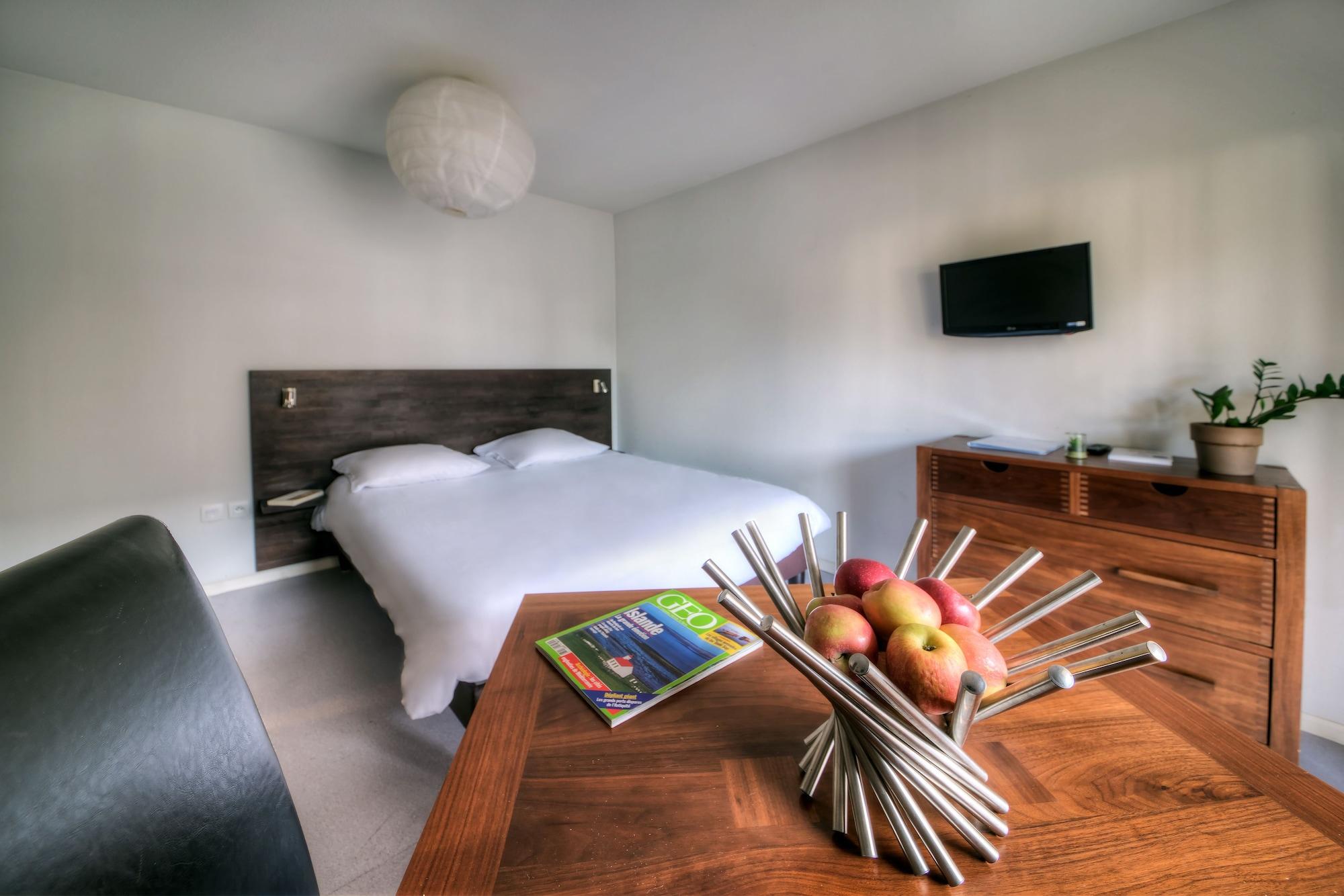 Comfort Aparthotel Lourdes L'Acacia Kültér fotó