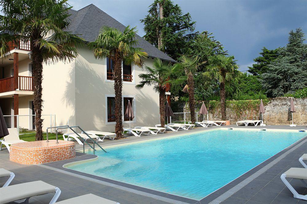Comfort Aparthotel Lourdes L'Acacia Kültér fotó