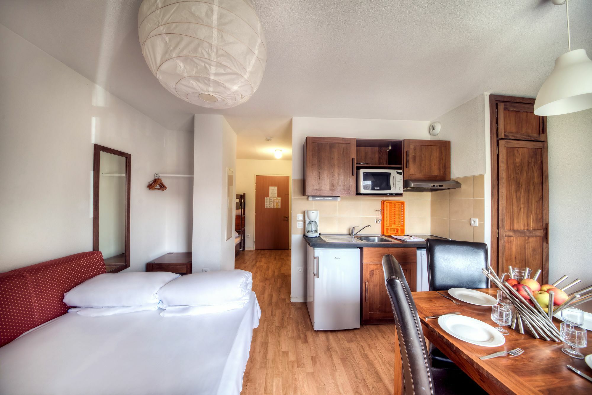 Comfort Aparthotel Lourdes L'Acacia Kültér fotó