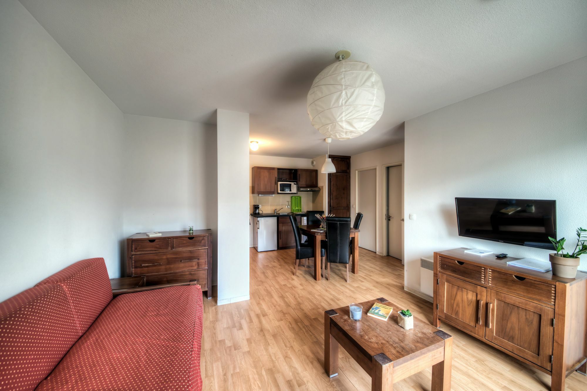Comfort Aparthotel Lourdes L'Acacia Kültér fotó